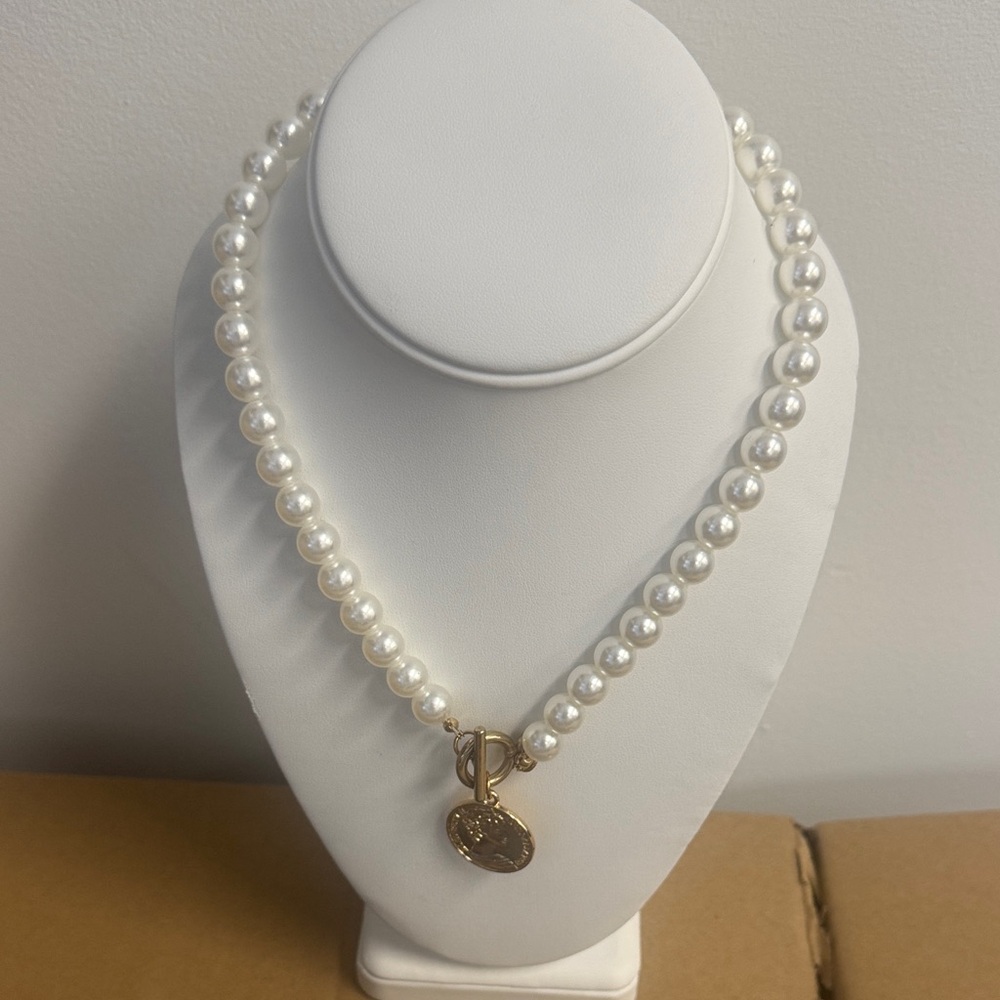 Classic White Plastic Pearl Necklace with Gold Charm